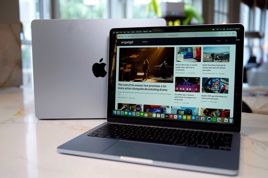 Apple MacBook Air 15-inch (M4, 2025)